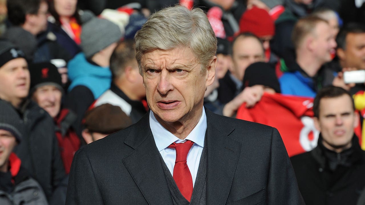 Wenger admits Liverpool are Premier League title contenders